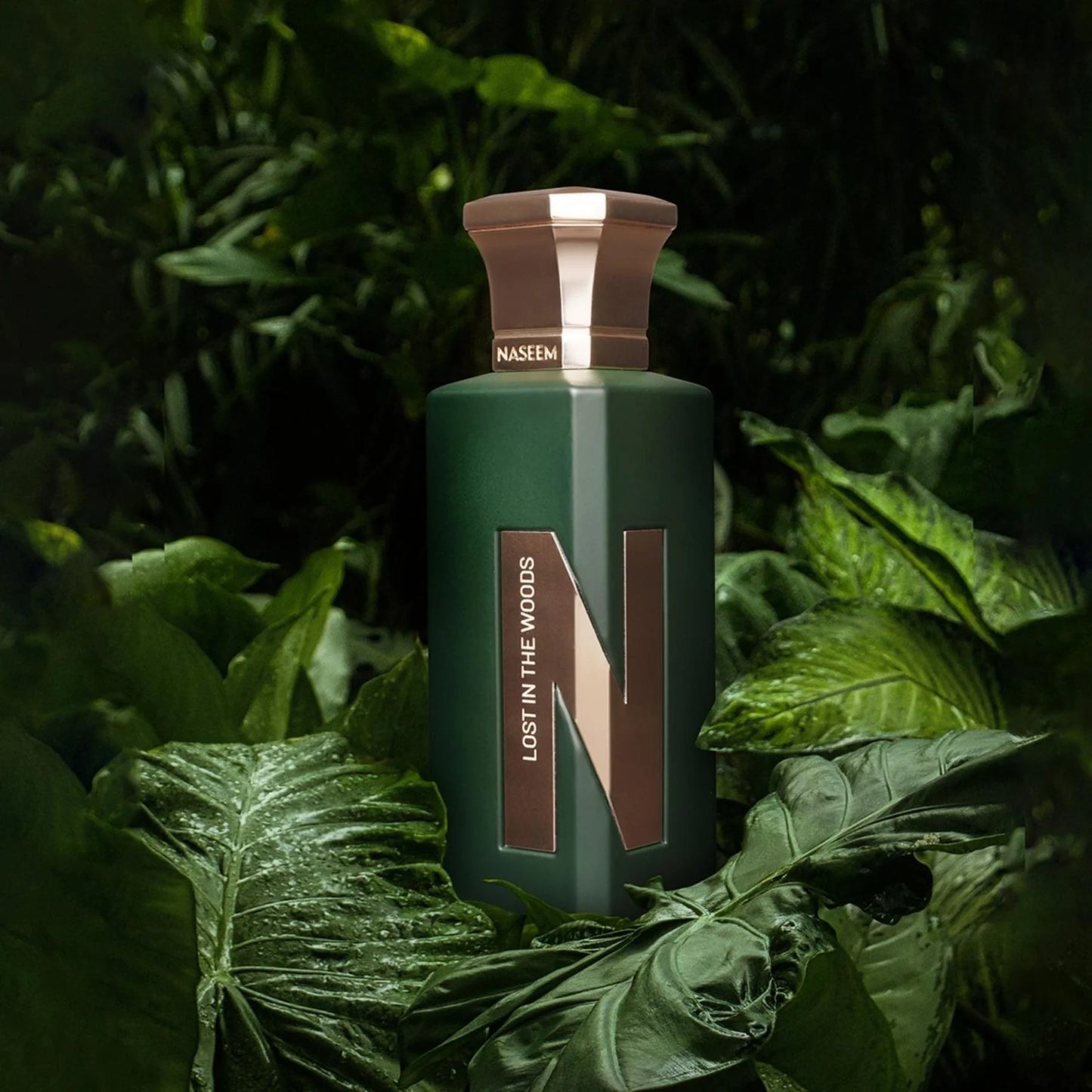 Naseem Zgubiony W Lesie Aqua Perfumy Bezalkoholowe 75ML - Grejpfrut, Kadzidło, Cytryna Włoska, Imbir, Bergamotka i Różowy Pieprz; Geranium, Neroli, Jaśmin i Róża; Drewno Cedrowe, Benzoes, Bursztyn, Skóra, Wetiver, Drzewo Sandałowe, Paczula i Piżmo.