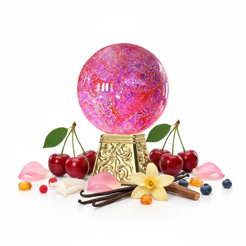 CHERRY IN THE WOODS AURORA SCENTS EXTRAIT 100ML-Czereśnia, Czerwona Pomarańcza, Czerwone Jabłko i Gruszka;Jaśmin, Róża Majowa, Róża Maroka, Malina i Żywica Elemi;Wanilia, Fava Tonka, Sandalowiec, Amberwood