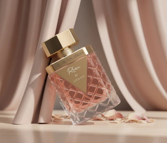 RHEA AHMED AL MAGHRIBI EXTRAIT 100ML-Ribes Nero, Mela e Pitahaya;Mughetto, Magnolia e Gelsomino; Sandalo, Patchouli e Vaniglia.