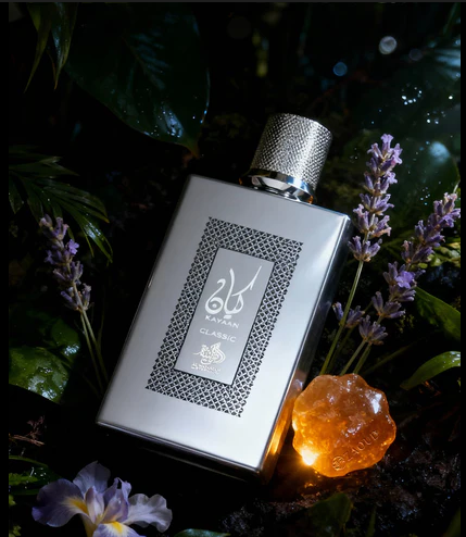 AL WATANIAH KAYAAN CLASSIC EDP 100ML - D**** HOMME - Pomarańcza i Bergamotka; Irys toskański, Przyprawy, Jaśmin i Róża; Wanilia, Drzewo sandałowe, Piżmo i Paczuli.