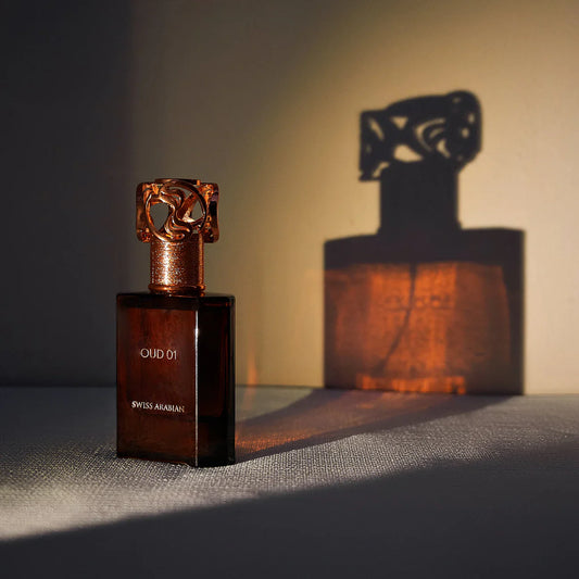 OUD 01 SWISS ARABIAN-Lampone, Cumino e Foglia di Violetta;Rosa Turca, Cardamomo e Mughetto;Legno di Agar (Oud), Cuoio e Ambra.