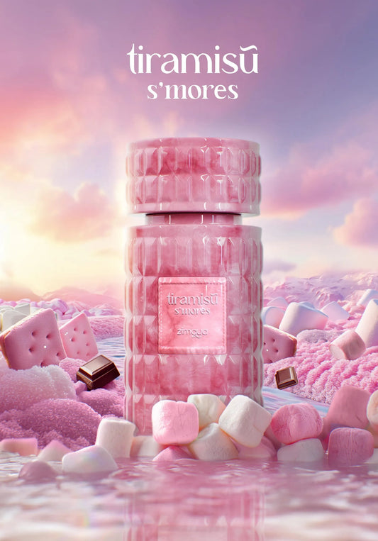 PROFUMO ARABO TIRAMISU'S MORES ZIMAYA Marshmallow, Cioccolato, Caffè, Fiore di Nettarina e Bergamotto; le note di cuore sono Vaniglia, Biscotto, Mandorla, Latte e Muschio; le note di base sono Note Cremose, Caramello, Zucchero, Ambra e Muschio.